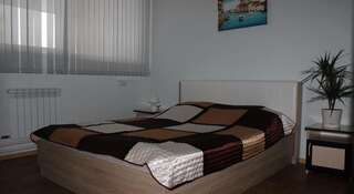 Гостиница MAX-Hostel Красноярск Большой двухместный номер-10