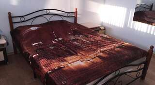 Гостиница MAX-Hostel Красноярск Большой двухместный номер-1